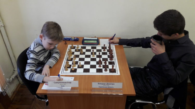 Фото чемпіонату України 2019 до 14 раків (класика)