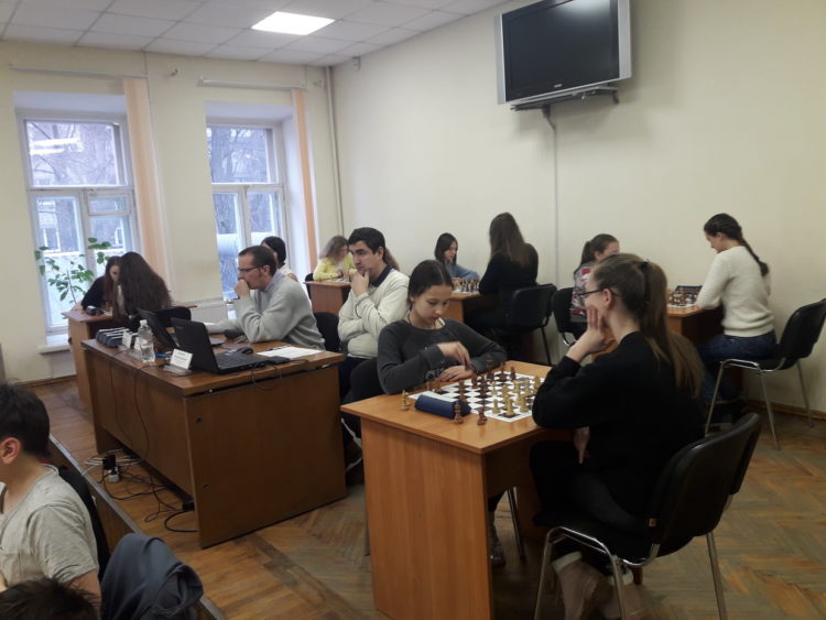 Фото чемпіонату Дніпра серед юнаків (рапід, частина 1)