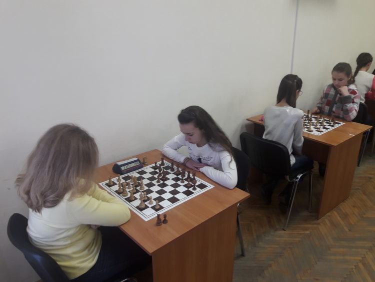 Фото чемпіонату Дніпра серед юнаків (рапід, частина 1)