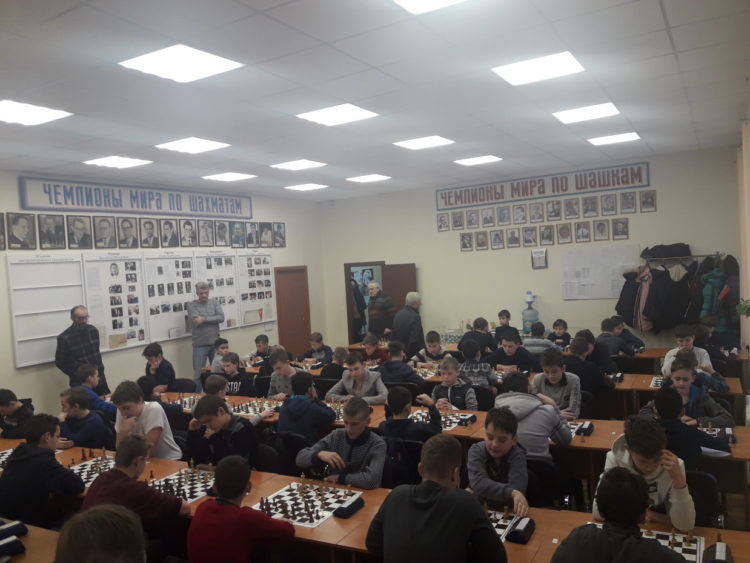 Фото чемпіонату Дніпра серед юнаків (рапід, частина 1)