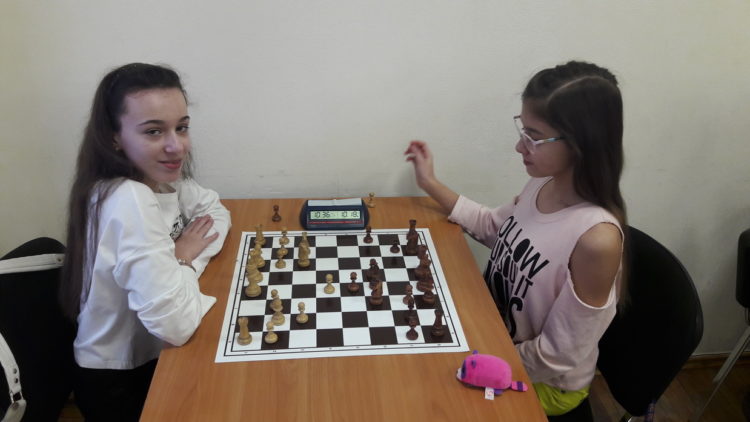 Фото чемпіонату Дніпра серед юнаків (рапід, частина 1)