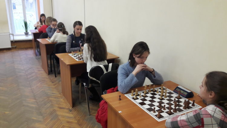 Фото чемпіонату Дніпра серед юнаків (рапід, частина 1)