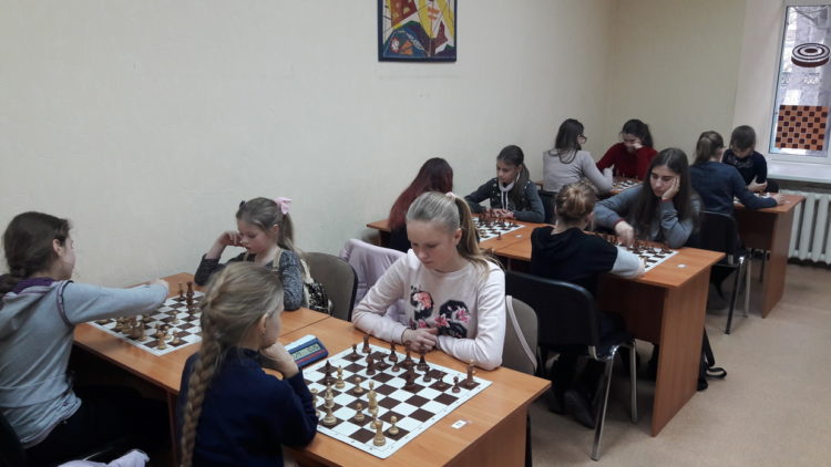 Фото чемпіонату Дніпра серед юнаків (рапід, частина 1)