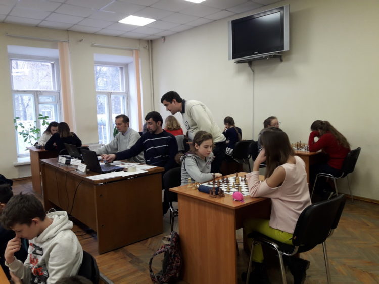 Фото чемпіонату Дніпра серед юнаків (рапід, частина 1)