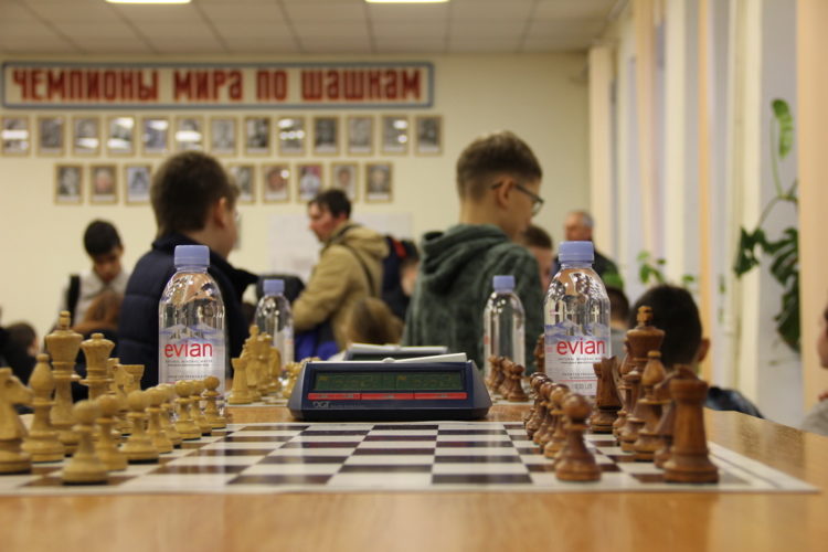 Фото чемпіонату Дніпра серед юнаків (рапід, частина 1)