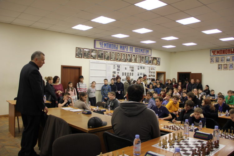 Фото чемпіонату Дніпра серед юнаків (рапід, частина 1)