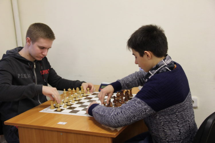 Фото чемпіонату Дніпра серед юнаків (рапід, частина 1)