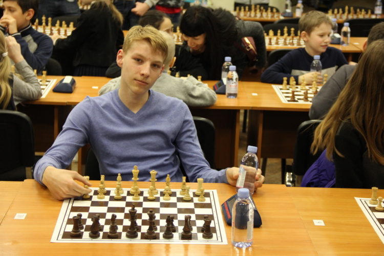 Фото чемпіонату Дніпра серед юнаків (рапід, частина 1)