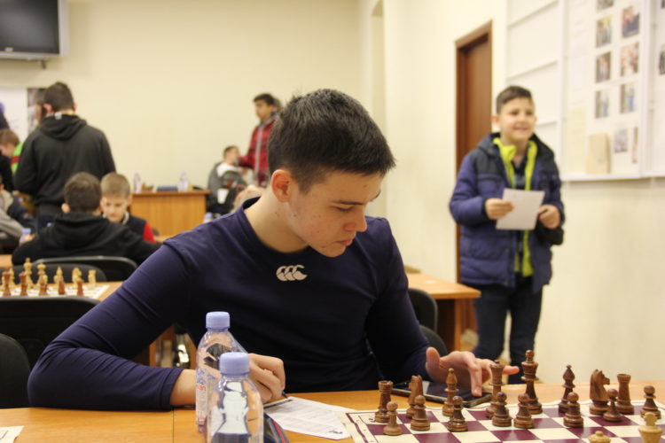 Фото чемпіонату Дніпра серед юнаків (бліц, частина 1)