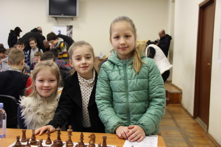 Фото чемпіонату Дніпра серед юнаків (бліц, частина 1)