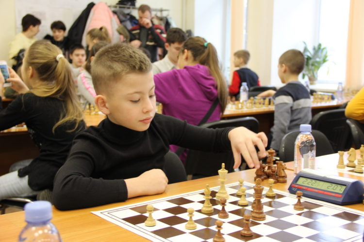 Фото чемпіонату Дніпра серед юнаків (бліц, частина 1)