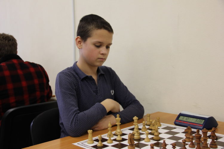 Фото чемпіонату Дніпра серед юнаків (бліц, частина 1)