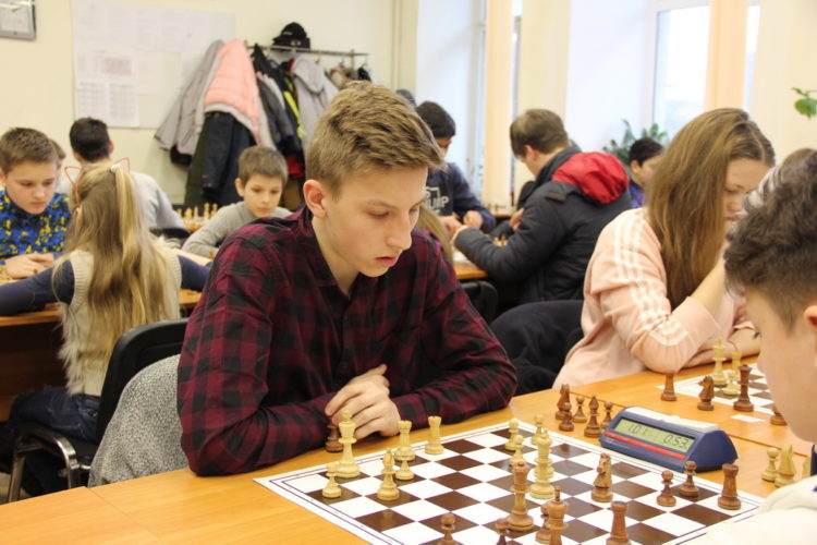 Фото чемпіонату Дніпра серед юнаків (бліц, частина 1)