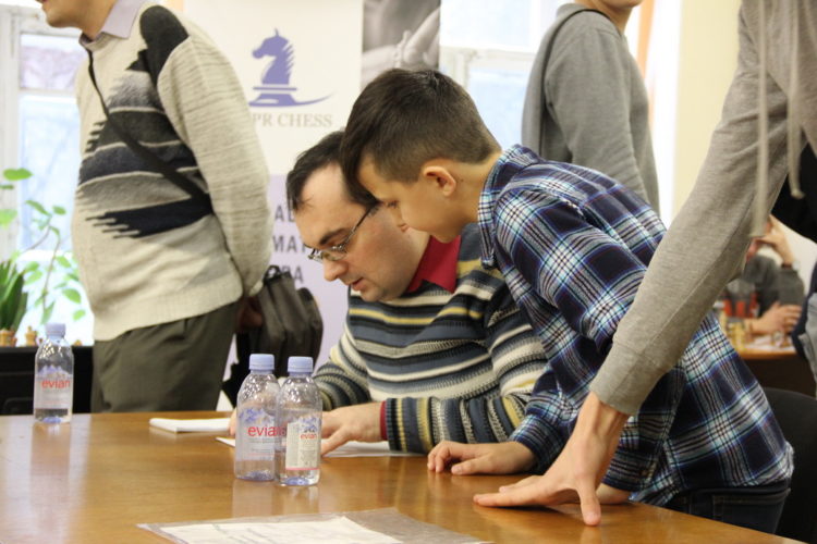 Фото чемпіонату Дніпра серед юнаків (бліц, частина 1)