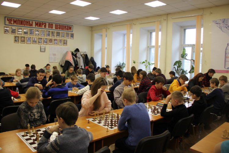 Фото чемпіонату Дніпра серед юнаків (бліц, частина 1)