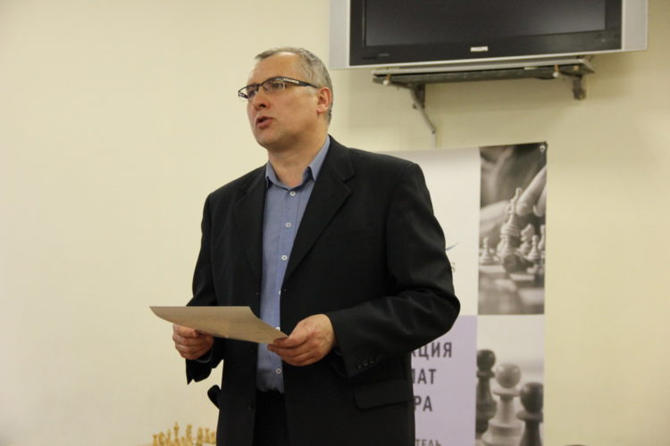 Фото чемпіонату Дніпра серед юнаків (бліц, частина 1)