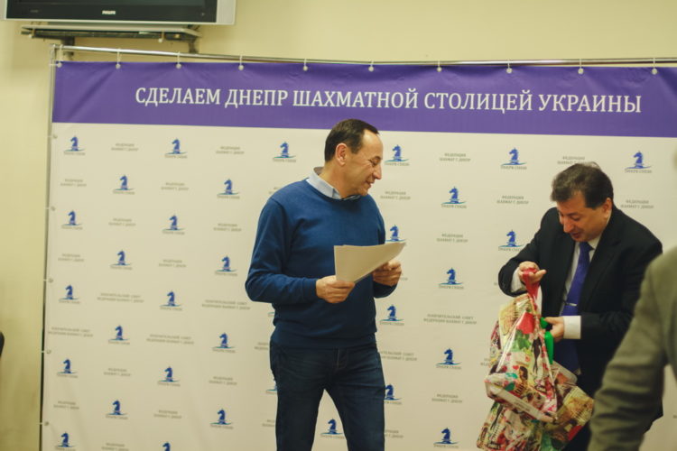 Фото нагородження “Кращий тренер 2019 р.”, 11 січня 2020 р.