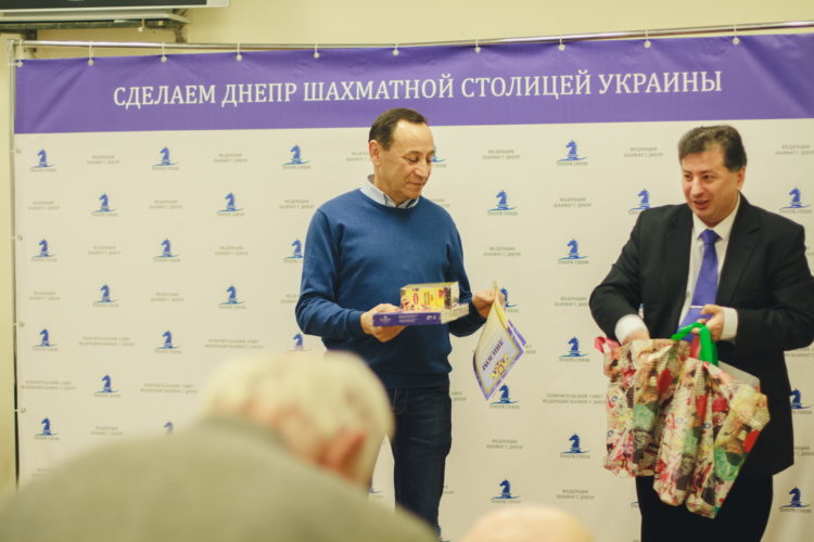 Фото нагородження “Кращий тренер 2019 р.”, 11 січня 2020 р.