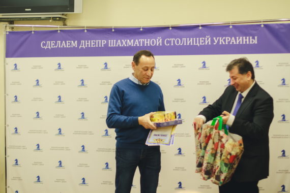 Фото нагородження “Кращий тренер 2019 р.”, 11 січня 2020 р.