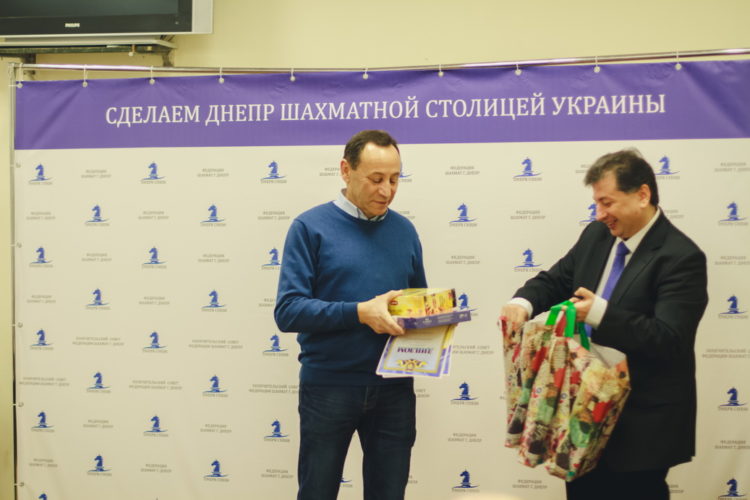 Фото нагородження “Кращий тренер 2019 р.”, 11 січня 2020 р.