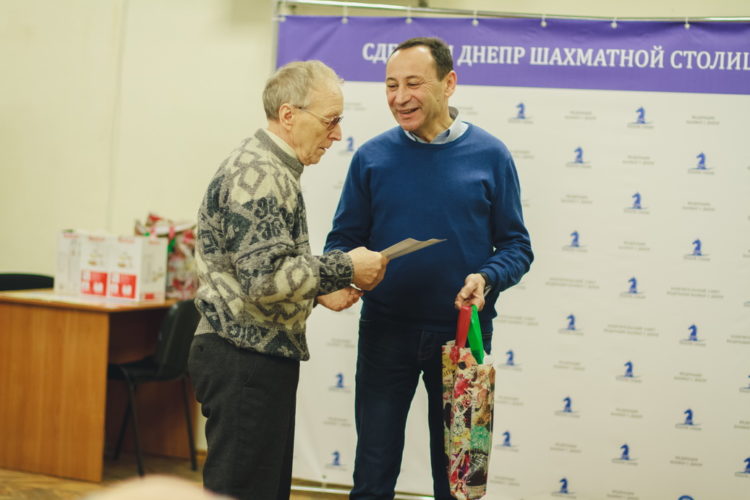 Фото нагородження “Кращий тренер 2019 р.”, 11 січня 2020 р.