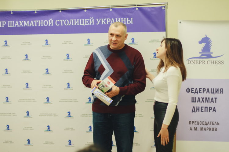 Фото нагородження “Кращий тренер 2019 р.”, 11 січня 2020 р.