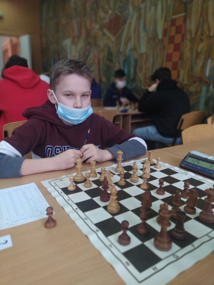 Чемпіонат області серед юнаків та дівчат у вікових категоріях до 20 років, до 18 років, до 16 років, та молодше з класичних шахів-Підсумки!