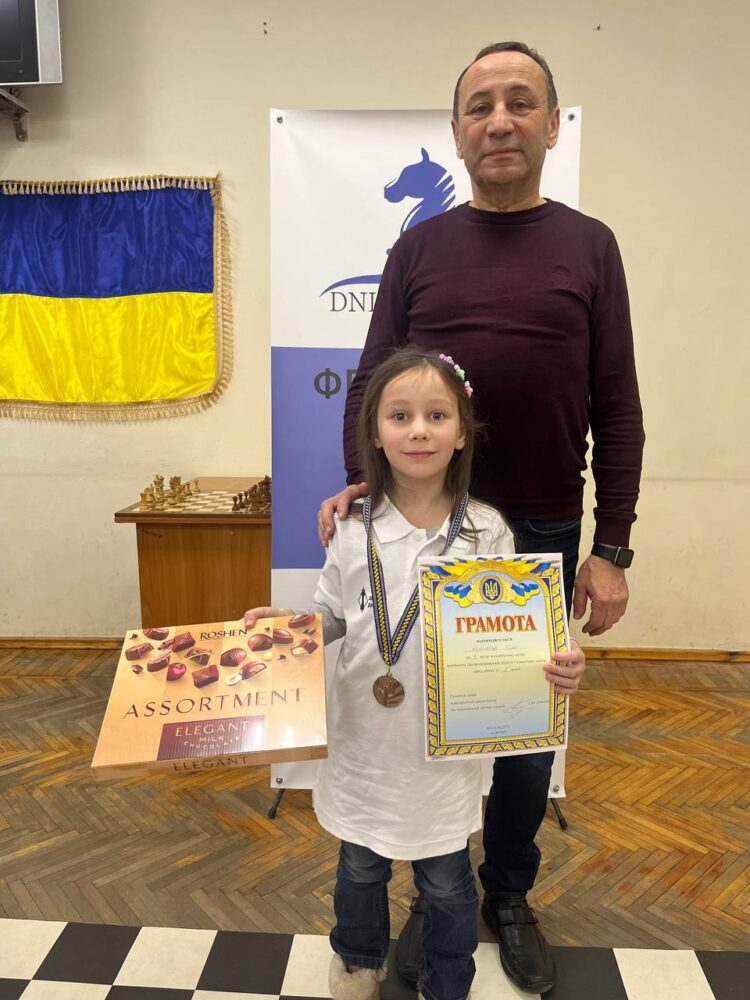 Особисто-командний чемпіонат Дніпропетровської області з класичних шахів до 8 та 10 років – ПІДСУМКИ