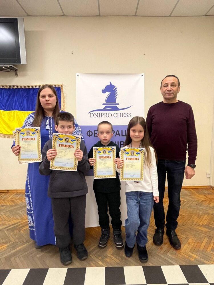 Особисто-командний чемпіонат Дніпропетровської області з класичних шахів до 8 та 10 років – ПІДСУМКИ