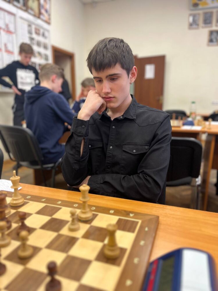 Особисто-командний Чемпіонат Дніпропетровської області з класичних шахів до 16, 18 та 20 років – ПІДСУМКИ