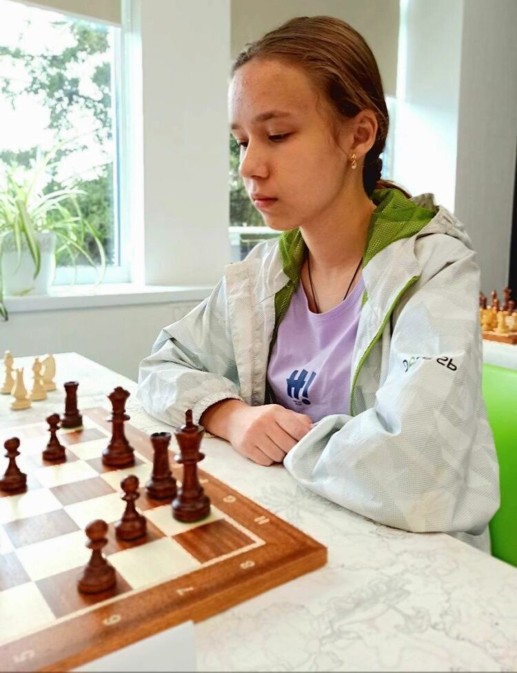 З 08 по 17 квітня в м. Дніпро  проходив чемпіонат України з шахів серед юнаків та дівчат до 16 років.