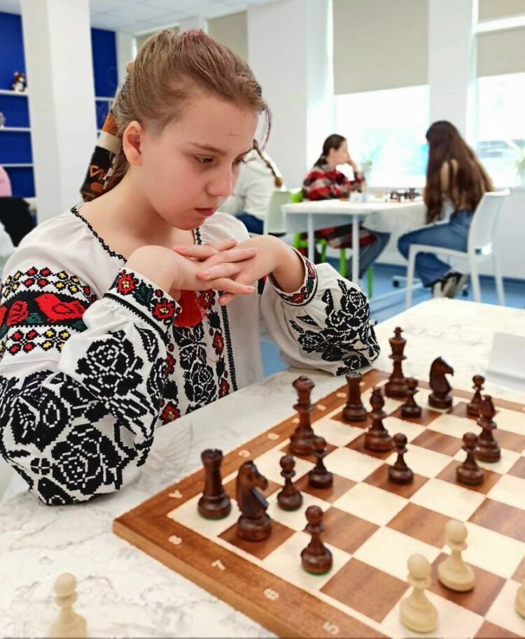 З 08 по 17 квітня в м. Дніпро  проходив чемпіонат України з шахів серед юнаків та дівчат до 16 років.