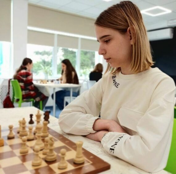 З 08 по 17 квітня в м. Дніпро  проходив чемпіонат України з шахів серед юнаків та дівчат до 16 років.