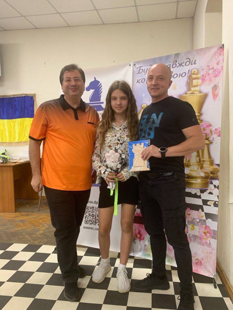 VIII  Кубок вихідного дня серед дівчат до 21 року “Інтелект та Грація”
