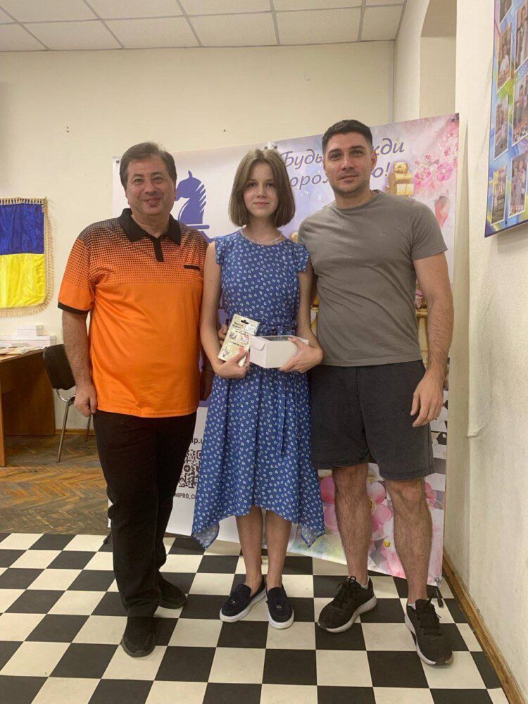 VIII  Кубок вихідного дня серед дівчат до 21 року “Інтелект та Грація”