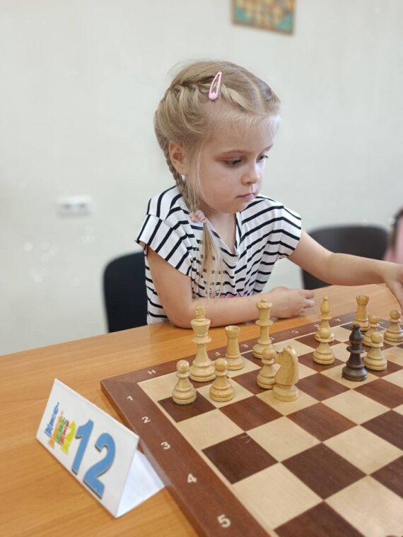 VIII  Кубок вихідного дня серед дівчат до 21 року “Інтелект та Грація”