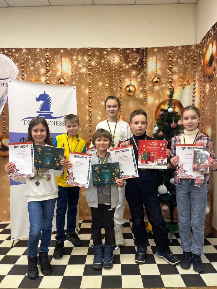 Особисто-командний чемпіонат м. Дніпра з швидких шахівдо 12 та 14 років -ПІДСУМКИ