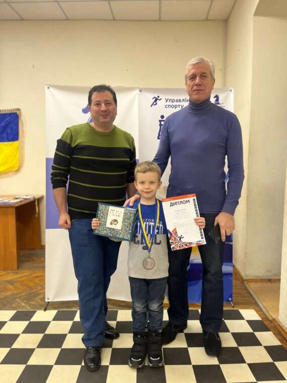 Чемпіонат міста з швидких шахів до 8 та 10 років – ПІДСУМКИ