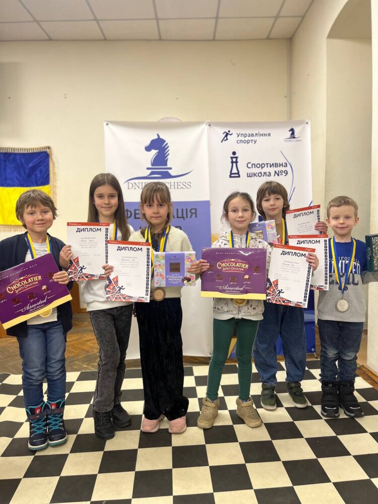 Чемпіонат міста з швидких шахів до 8 та 10 років – ПІДСУМКИ