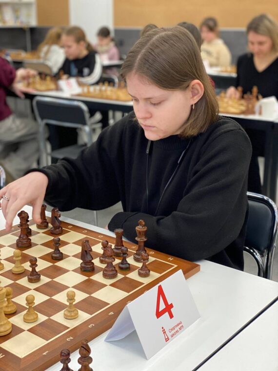 Бліцтурнір до свята 8 березня. Підсумки.