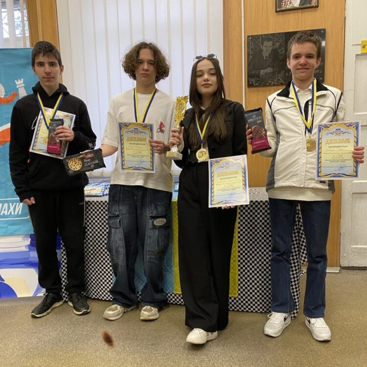 Пліч-о-пліч командний чемпіонат міста 3 етап 5-9 класи. Підсумки.